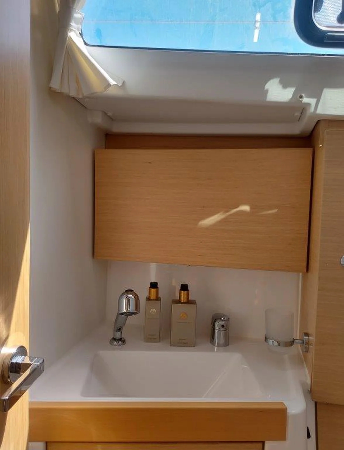 Yacht BENETEAU Oceanis 35 - Lorenzo - Foto 1