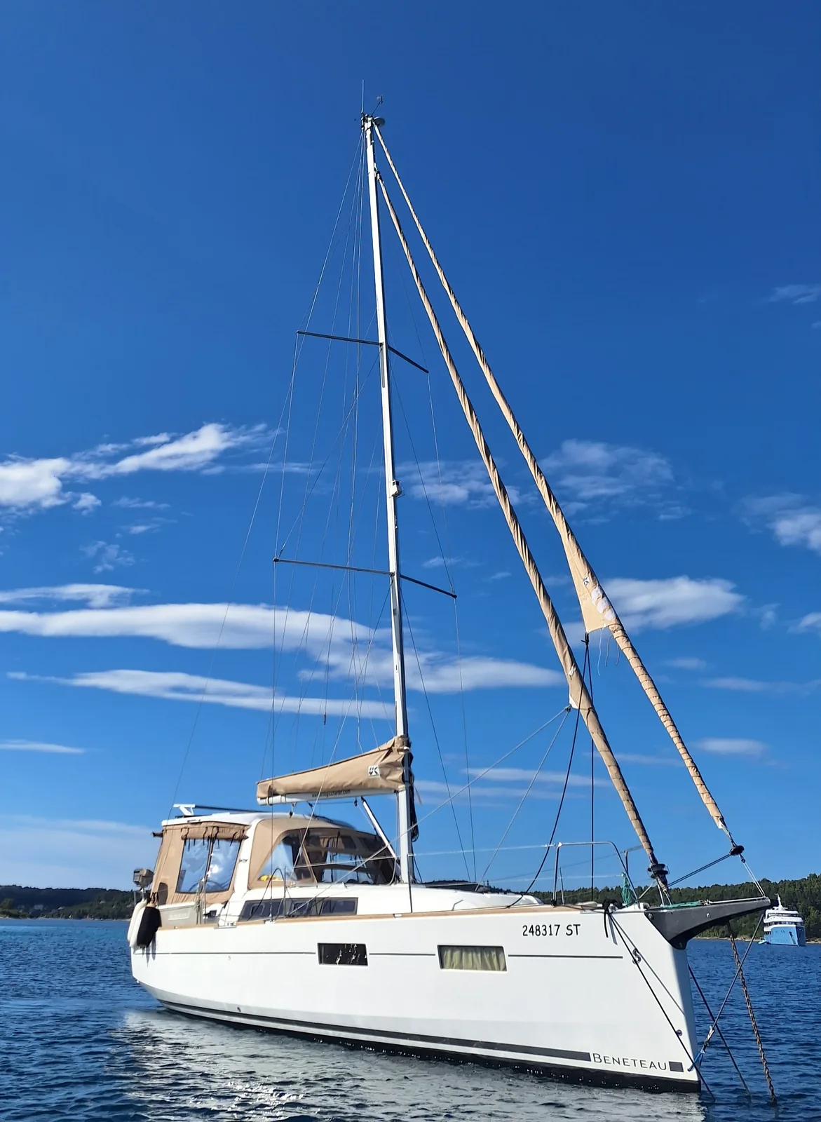 Yacht BENETEAU Oceanis 35 - Lorenzo - Foto 1