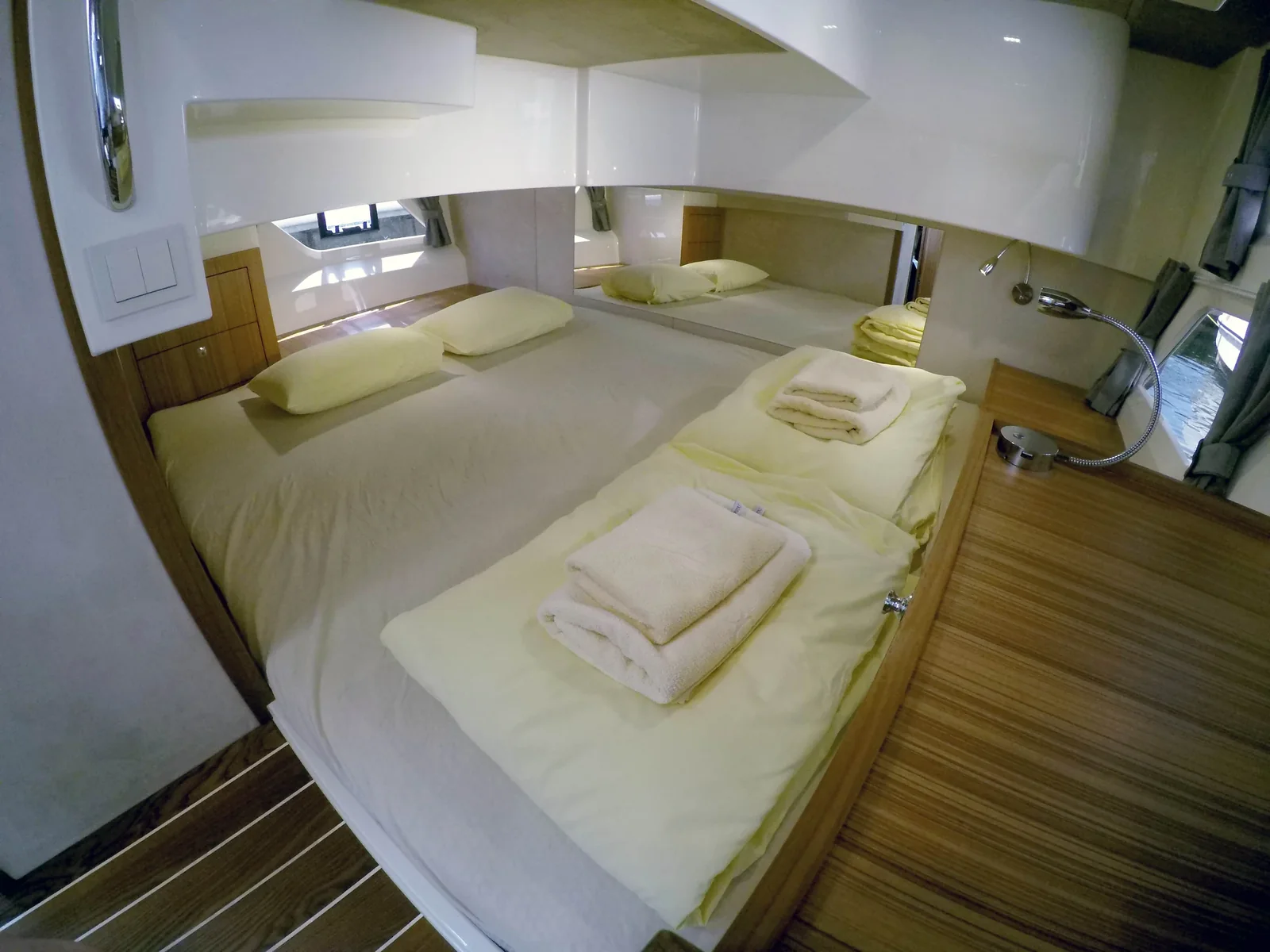 Yacht MAREX Marex 360 Cabriolet Cruiser - True North - Foto 1