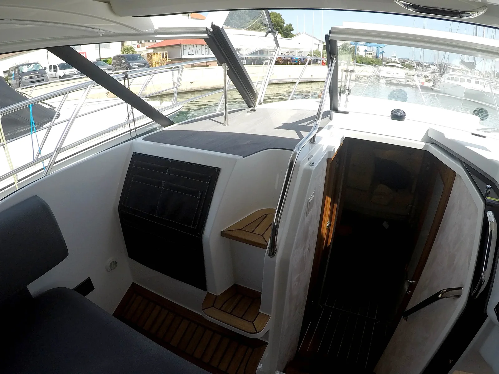 Yacht MAREX Marex 360 Cabriolet Cruiser - True North - Foto 1