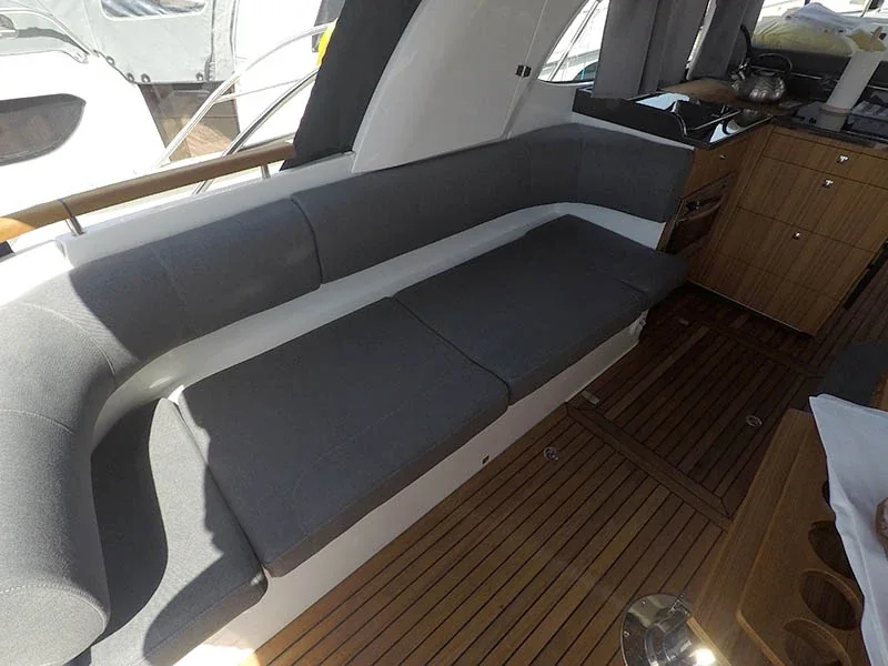 Yacht MAREX Marex 360 Cabriolet Cruiser - True North - Foto 1