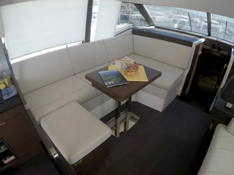 Yacht JEANNEAU Prestige 420 fly - Brigadoon - Foto 1