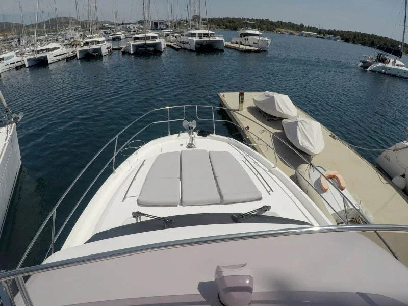 Yacht JEANNEAU Prestige 420 fly - Brigadoon - Foto 1