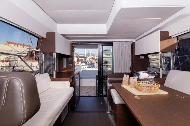 Yacht JEANNEAU Prestige 420 fly - Brigadoon - Foto 1