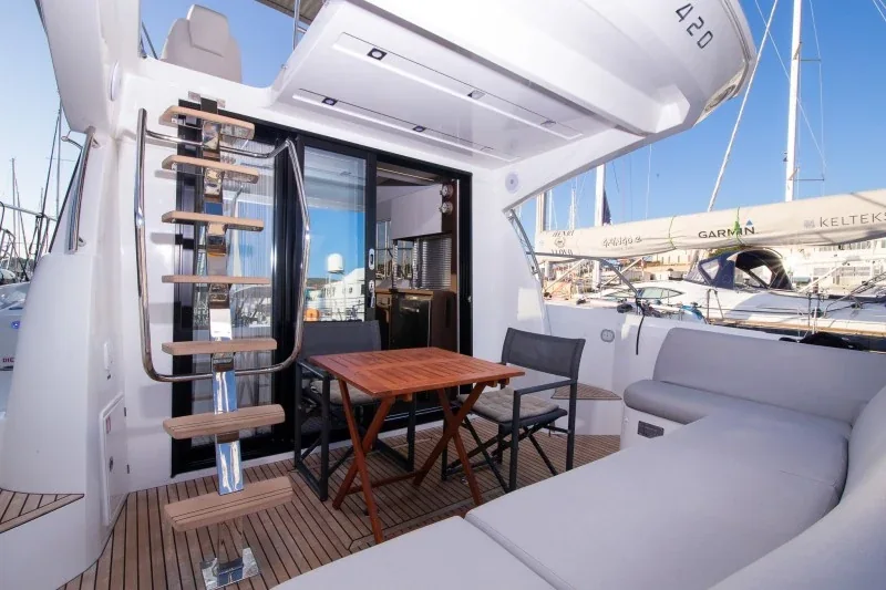 Yacht JEANNEAU Prestige 420 fly - Brigadoon - Foto 1
