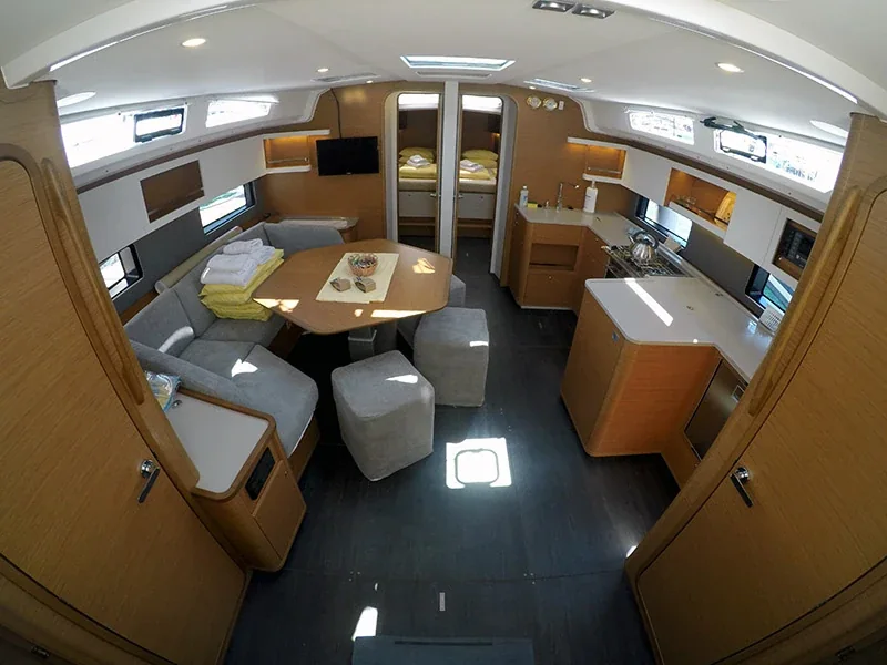 Yacht DUFOUR 44 - Foto 1