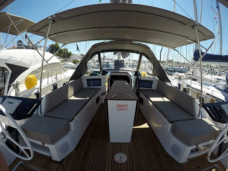 Yacht DUFOUR 44 - Foto 1