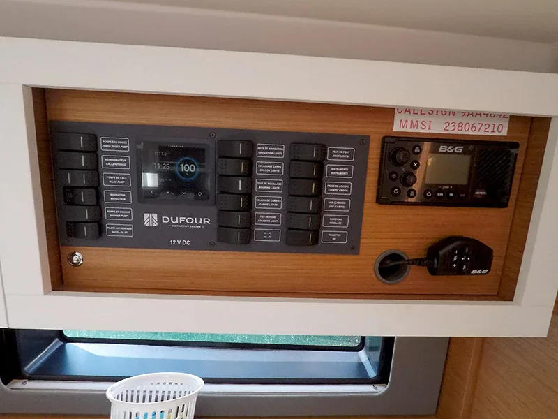 Yacht DUFOUR 44 - Foto 1