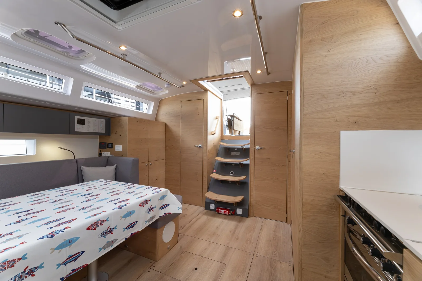 Yacht ELAN Impression 43 - Elana - Foto 1