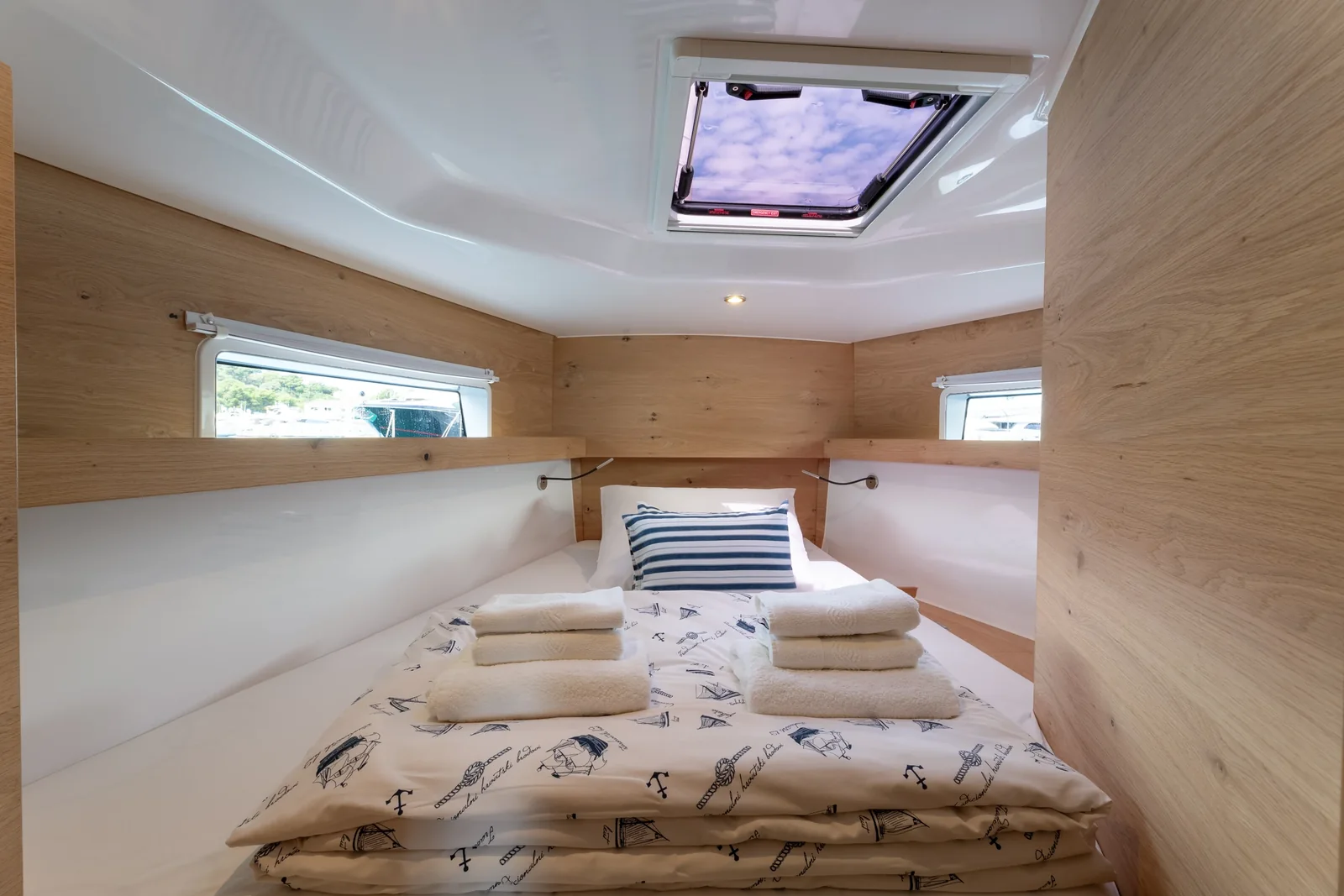 Yacht ELAN Impression 43 - Elana - Foto 1