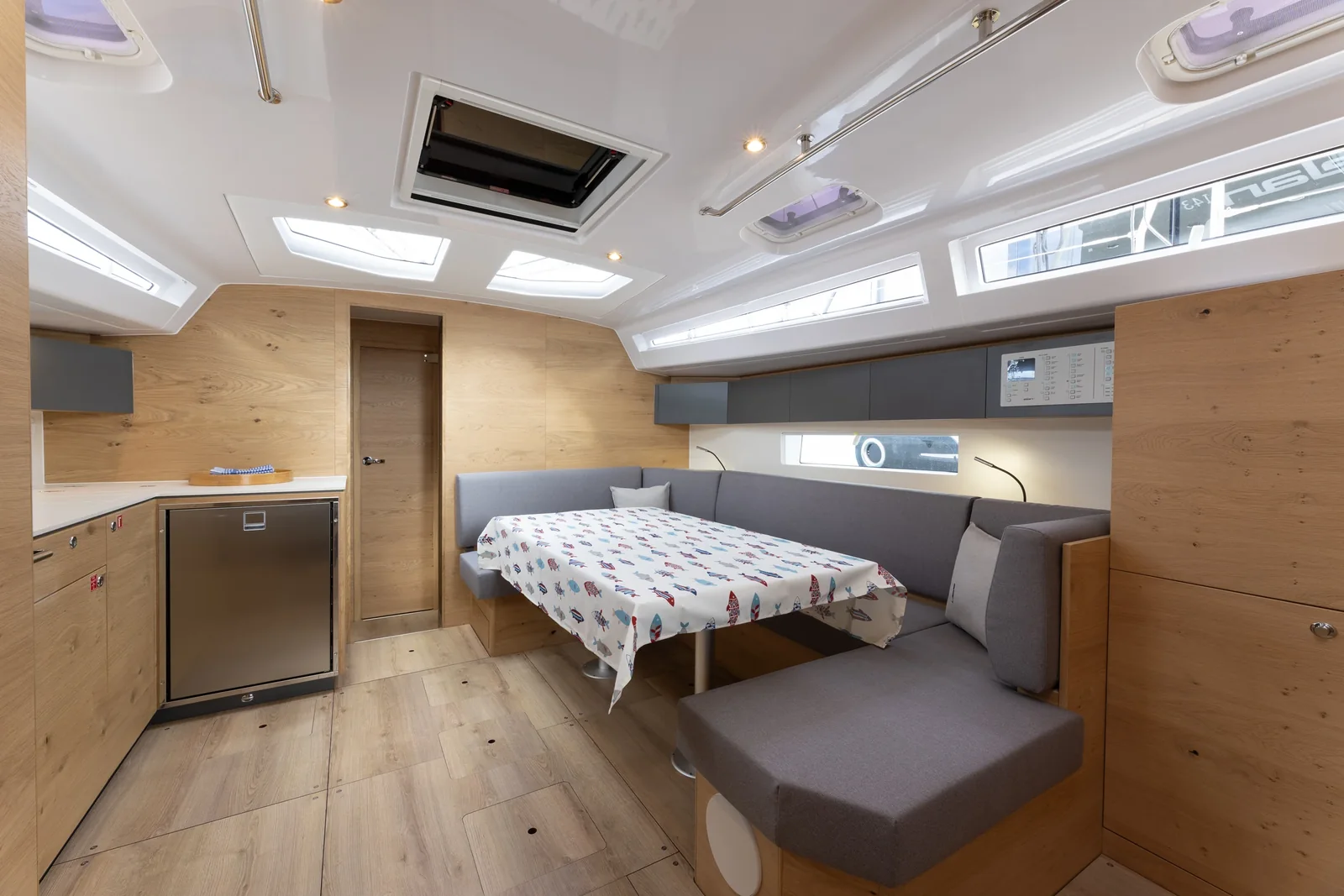 Yacht ELAN Impression 43 - Elana - Foto 1