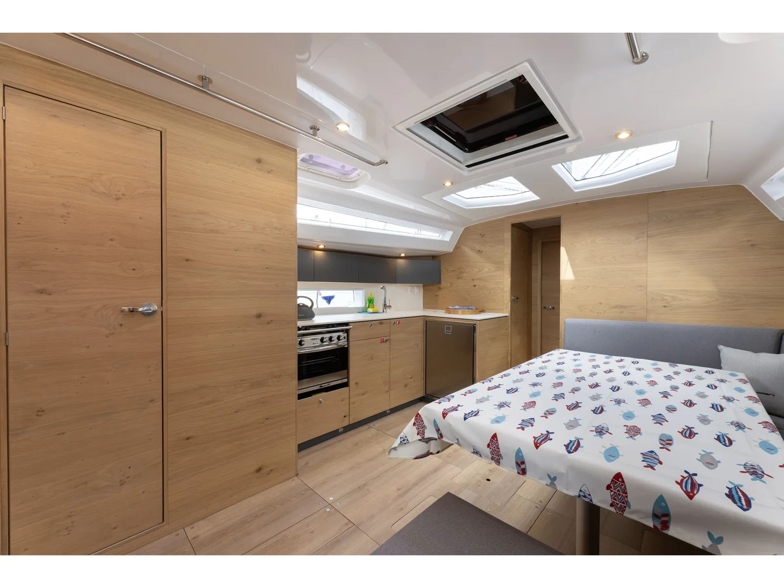 Yacht ELAN Impression 43 - Elana - Foto 1