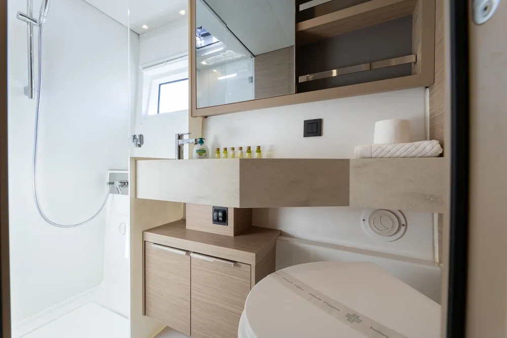 Yacht LAGOON 46 - Sole - Foto 1