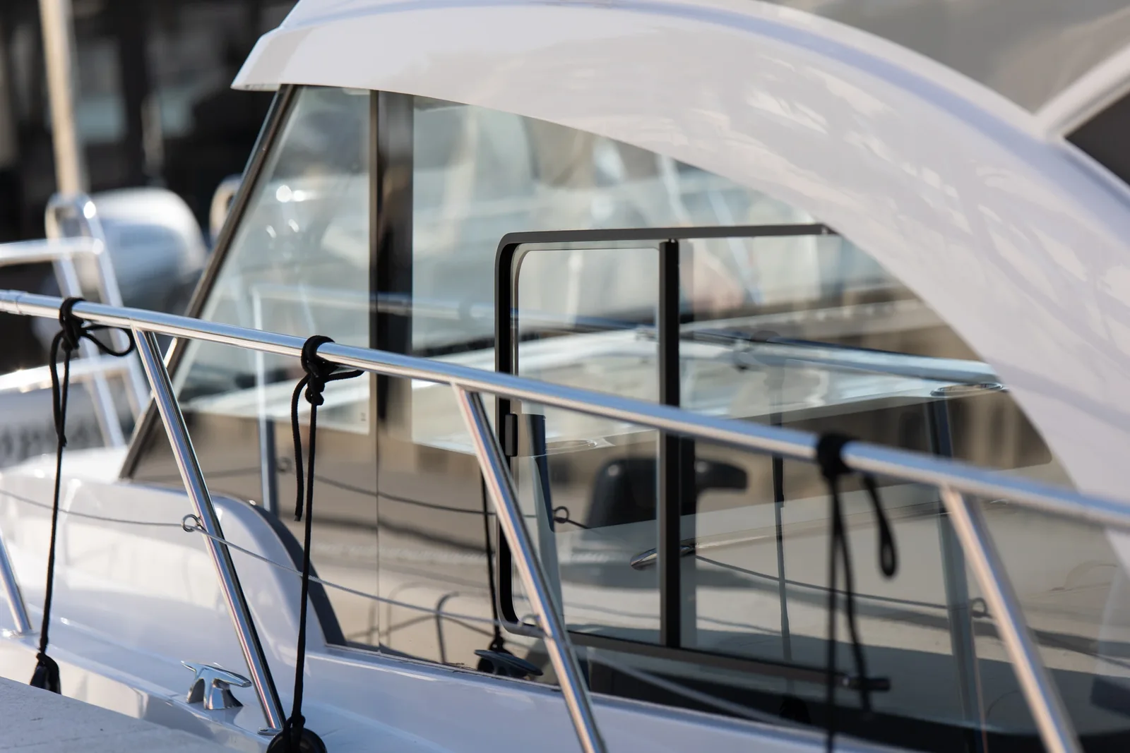 Yacht BENETEAU Antares 11 Fly - Desiree - Foto 1