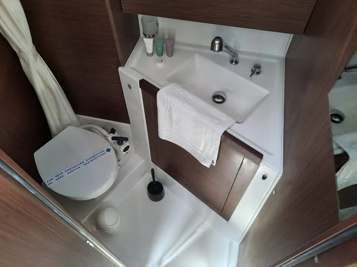 Yacht BENETEAU Oceanis 40.1 - Albius - Foto 1