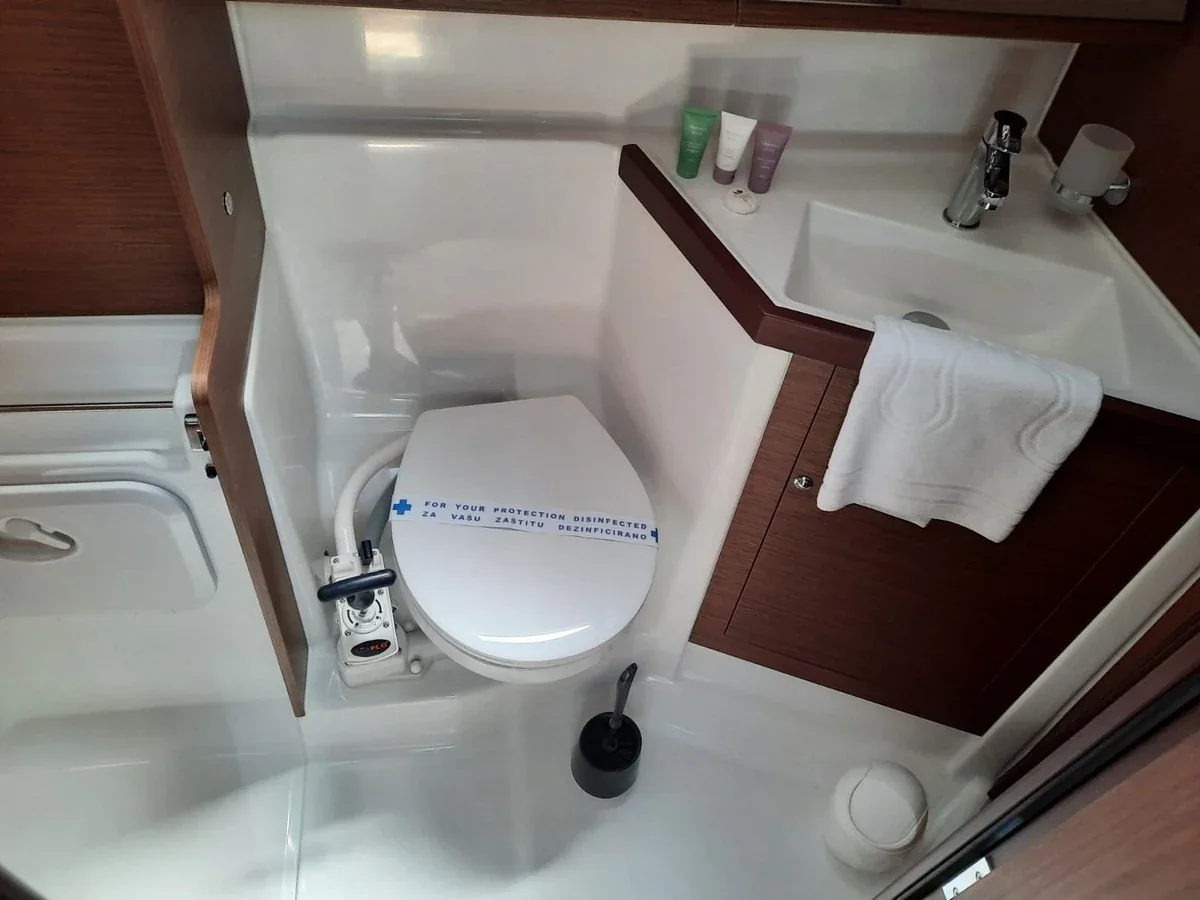 Yacht BENETEAU Oceanis 40.1 - Albius - Foto 1