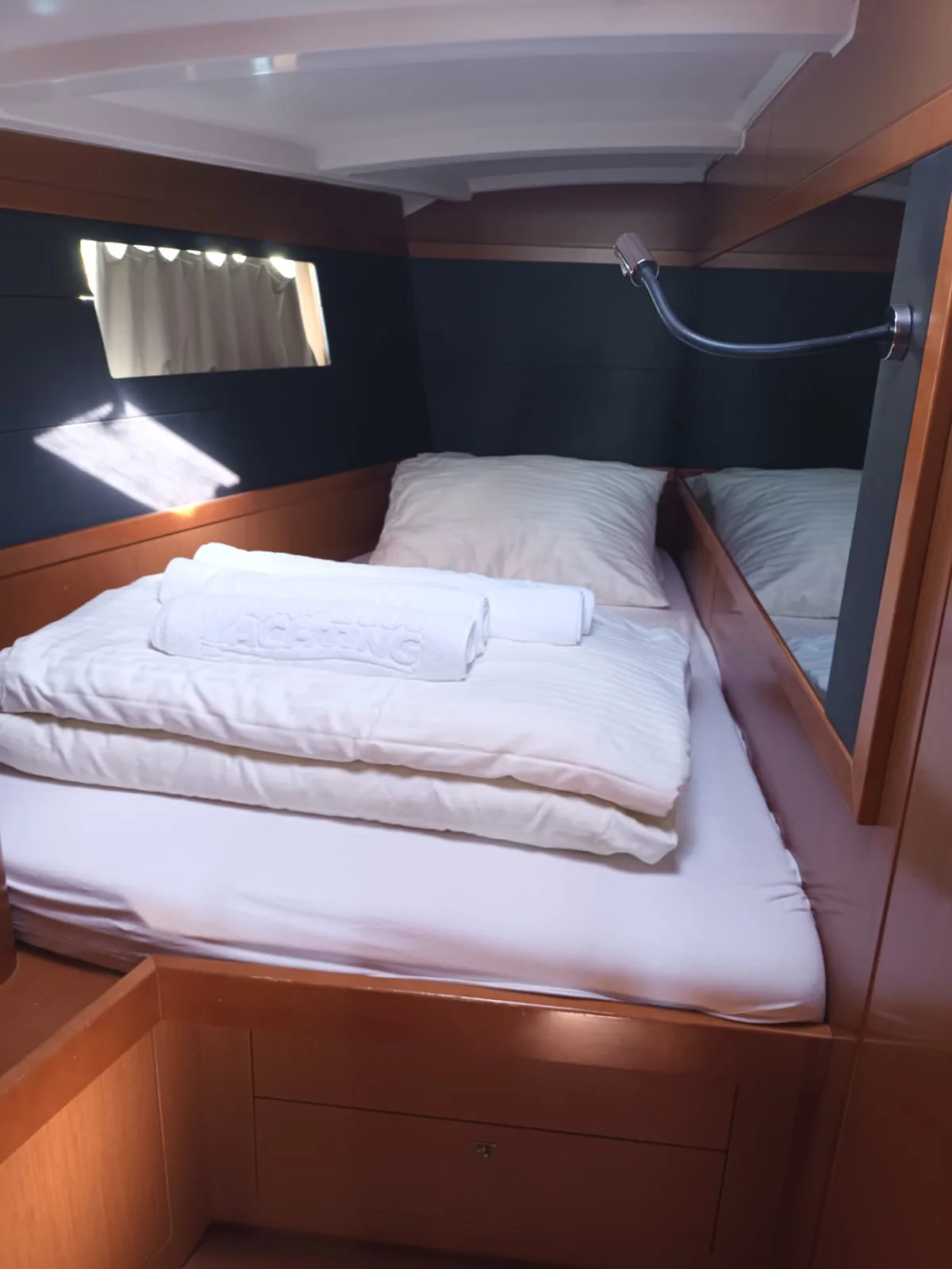 Yacht BENETEAU Oceanis 48 - Luna Rossa - Foto 1