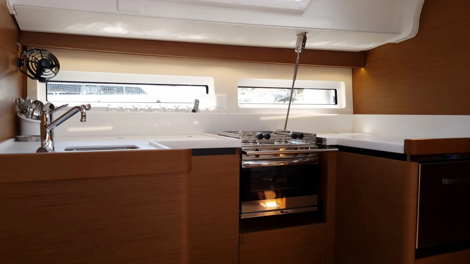 Yacht JEANNEAU Sun Odyssey 490 - Izzy