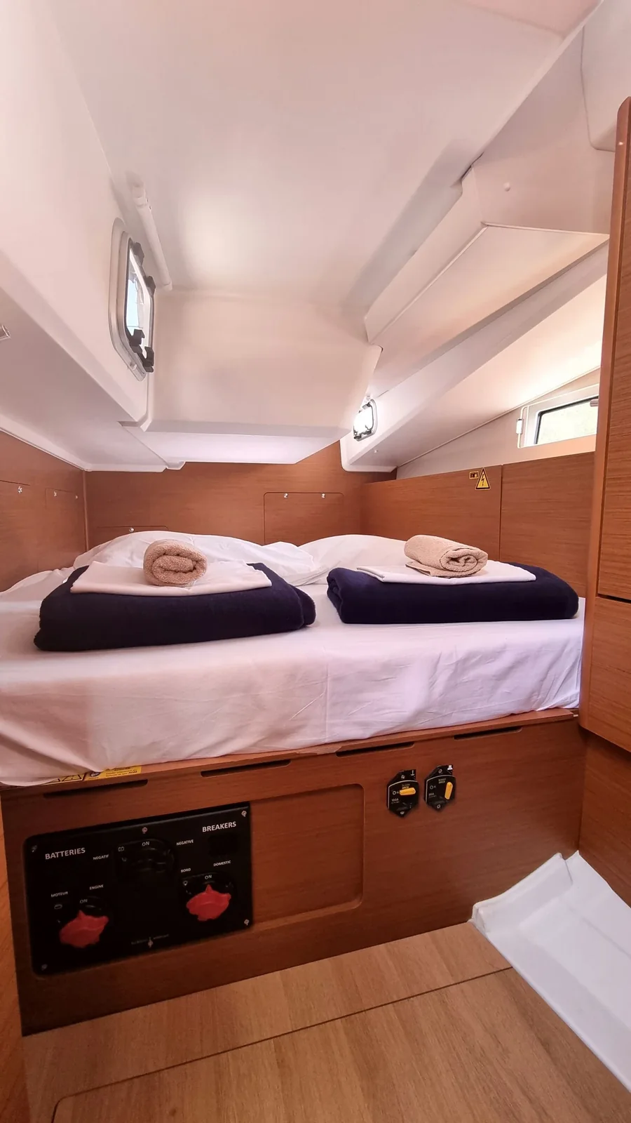 Yacht JEANNEAU Sun Odyssey 490 - Izzy - Foto 1