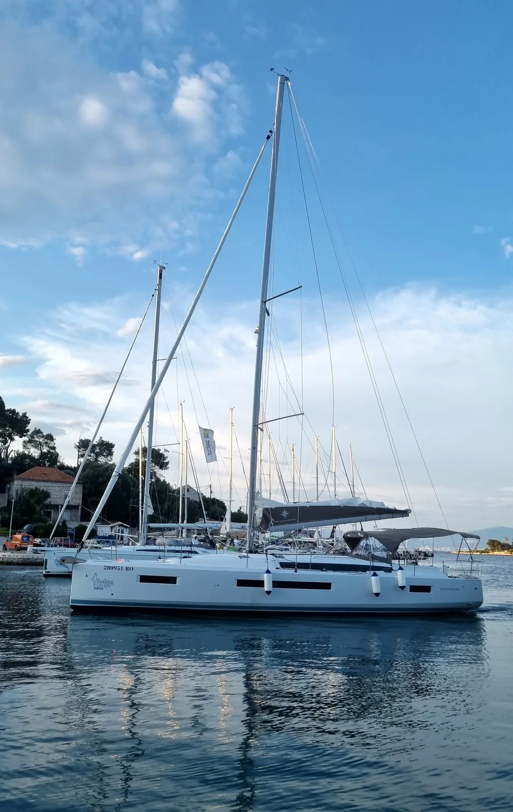 Yacht JEANNEAU Sun Odyssey 490 - Izzy - Foto 1