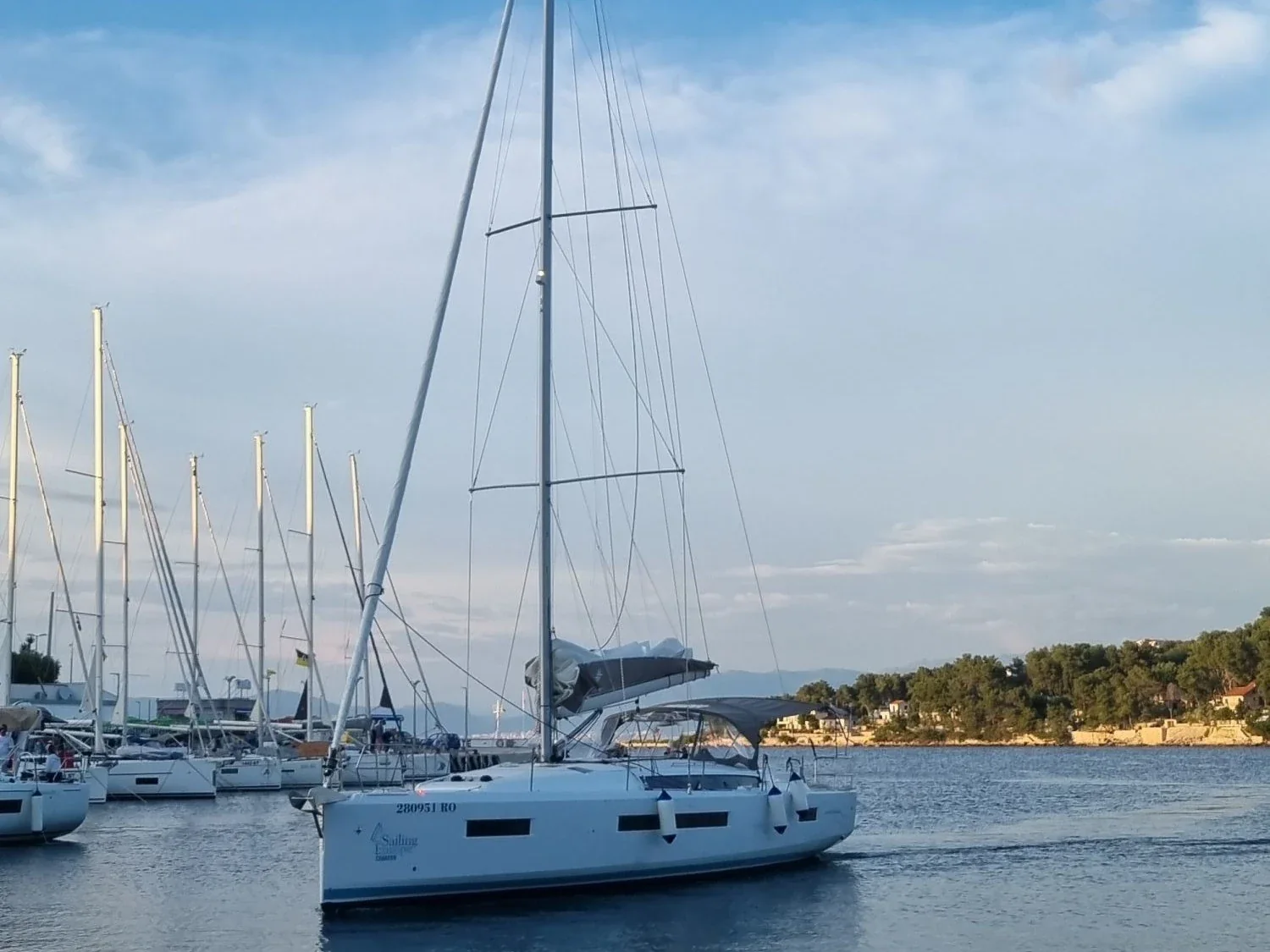 Yacht JEANNEAU Sun Odyssey 490 - Izzy - Foto 1