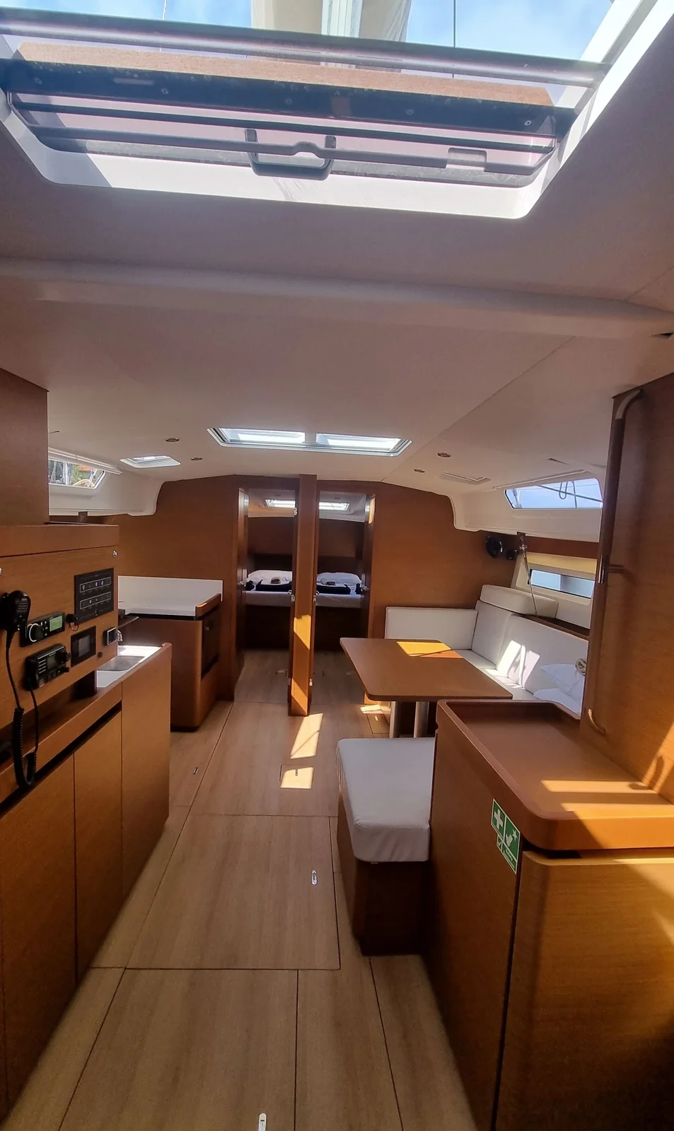Yacht JEANNEAU Sun Odyssey 490 - Izzy - Foto 1