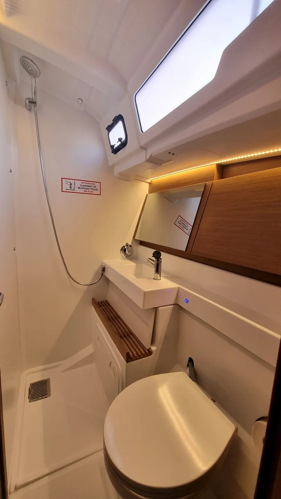 Yacht JEANNEAU Sun Odyssey 490 - Izzy - Foto 1