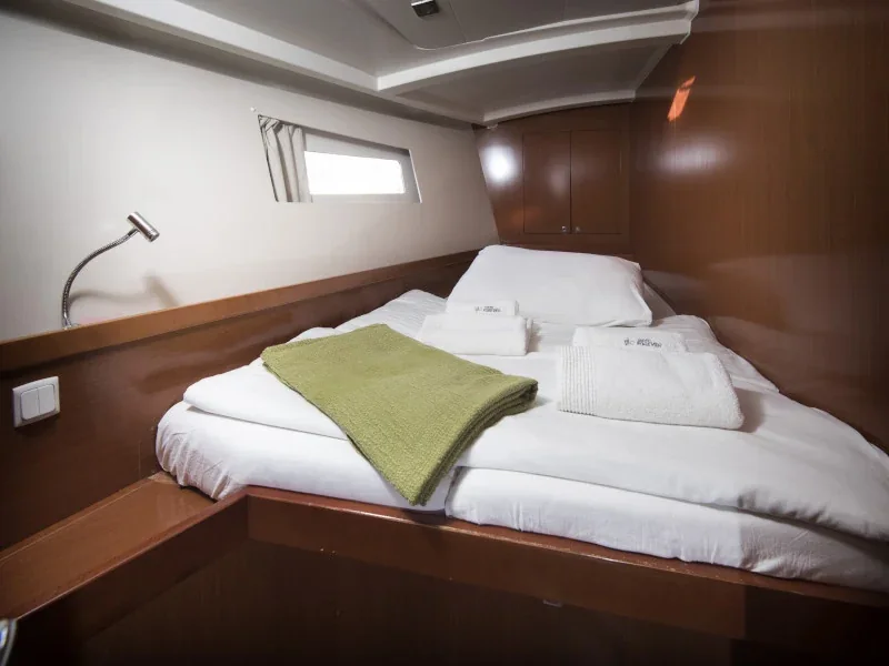 Yacht BENETEAU Oceanis 45 - Frida - Foto 1