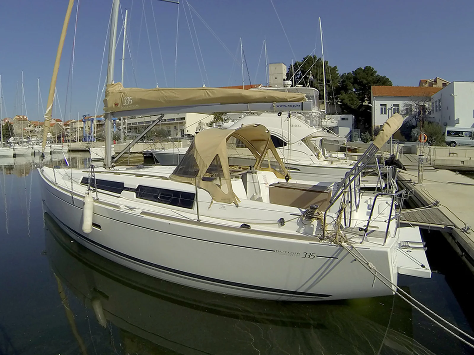 Yacht DUFOUR 335 Grand Large - Lara - Foto 1