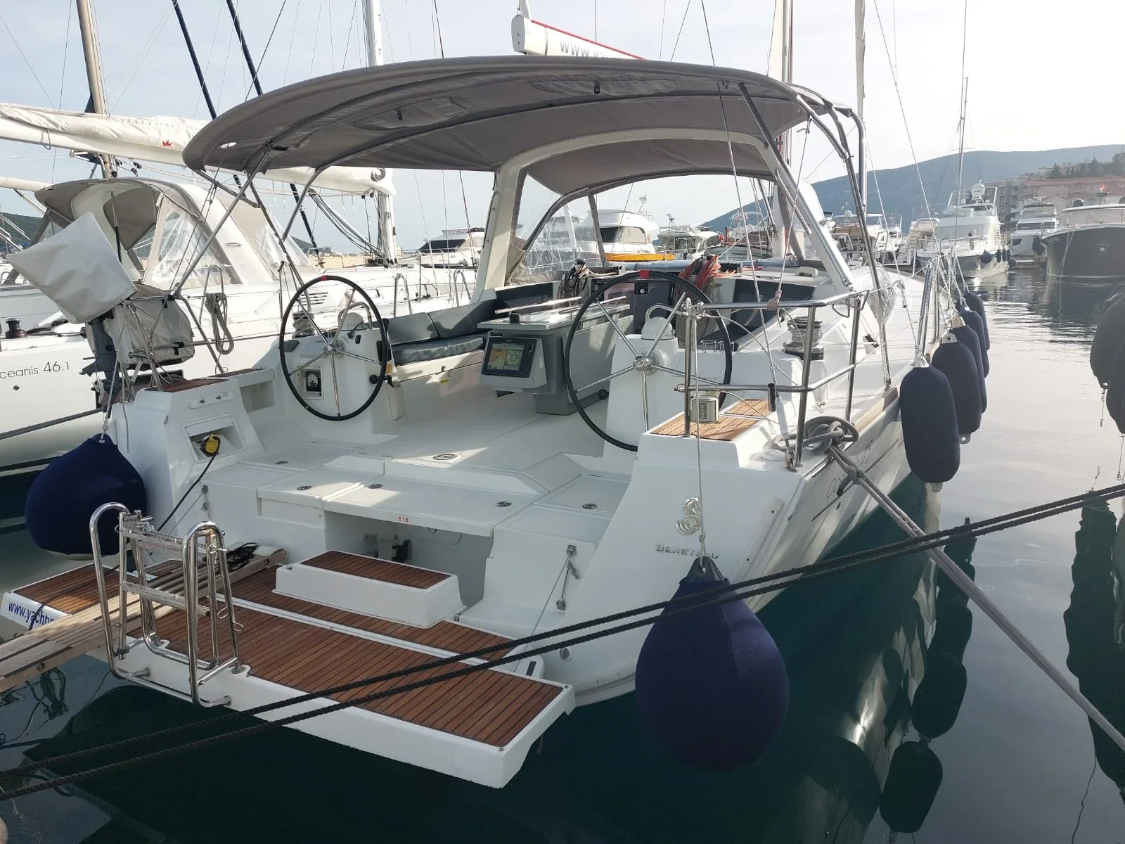 Yacht BENETEAU Oceanis 45 - Stella - Foto 1