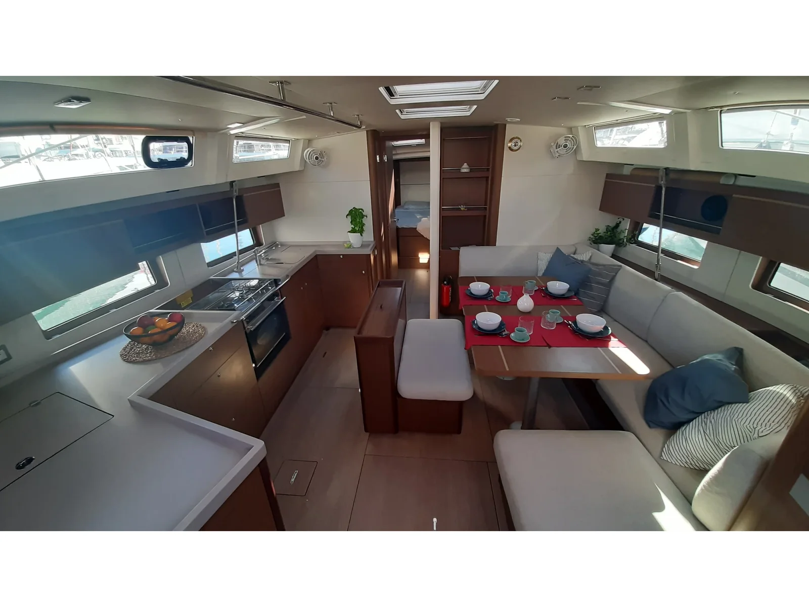 Yacht BENETEAU Oceanis 46.1 - Olma - Foto 1