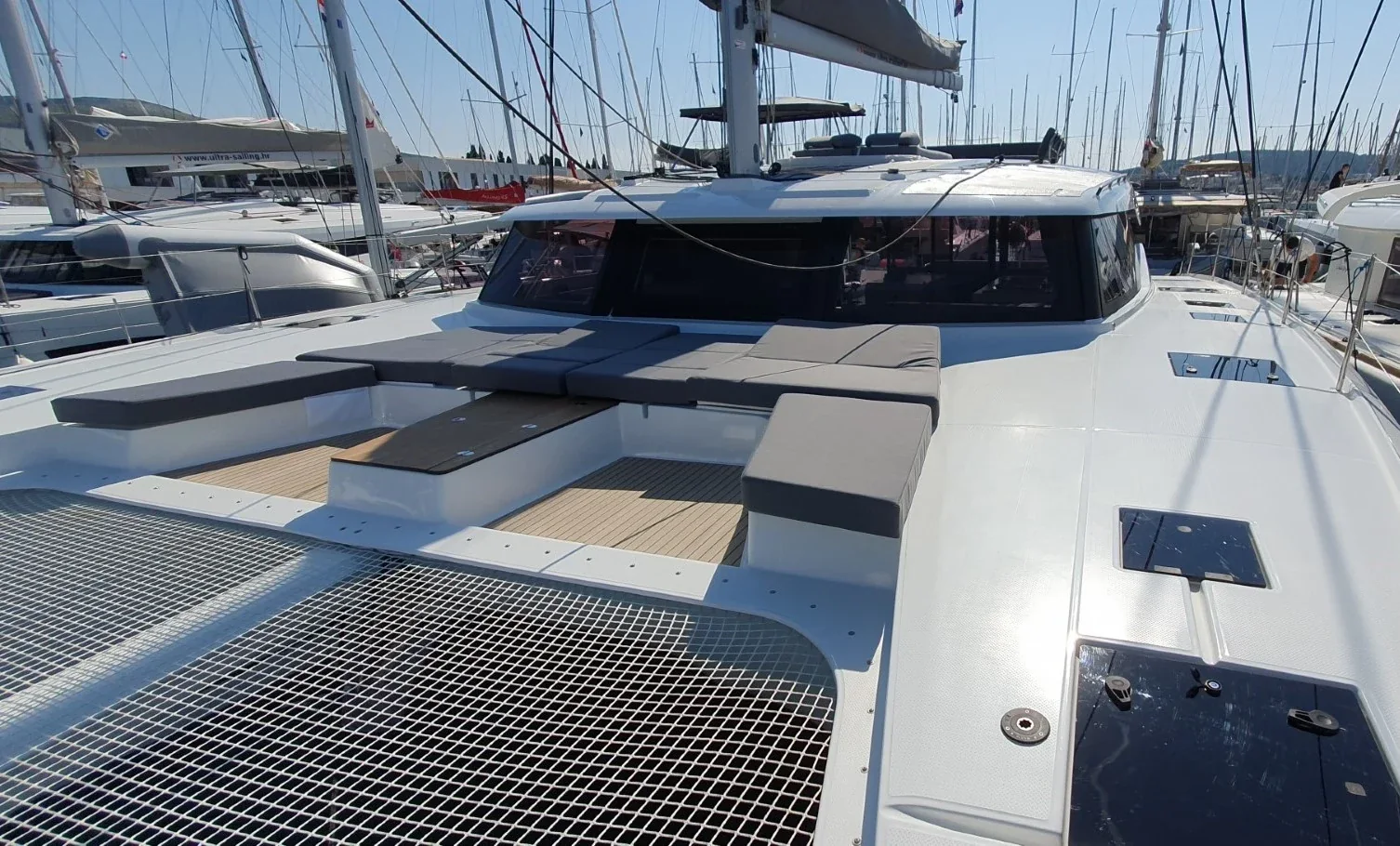 Yacht FOUNTAINE PAJOT Aura 51 - Cosmos - Foto 1