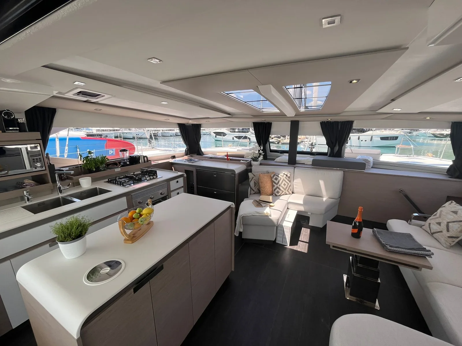 Yacht FOUNTAINE PAJOT Aura 51 - Cosmos - Foto 1