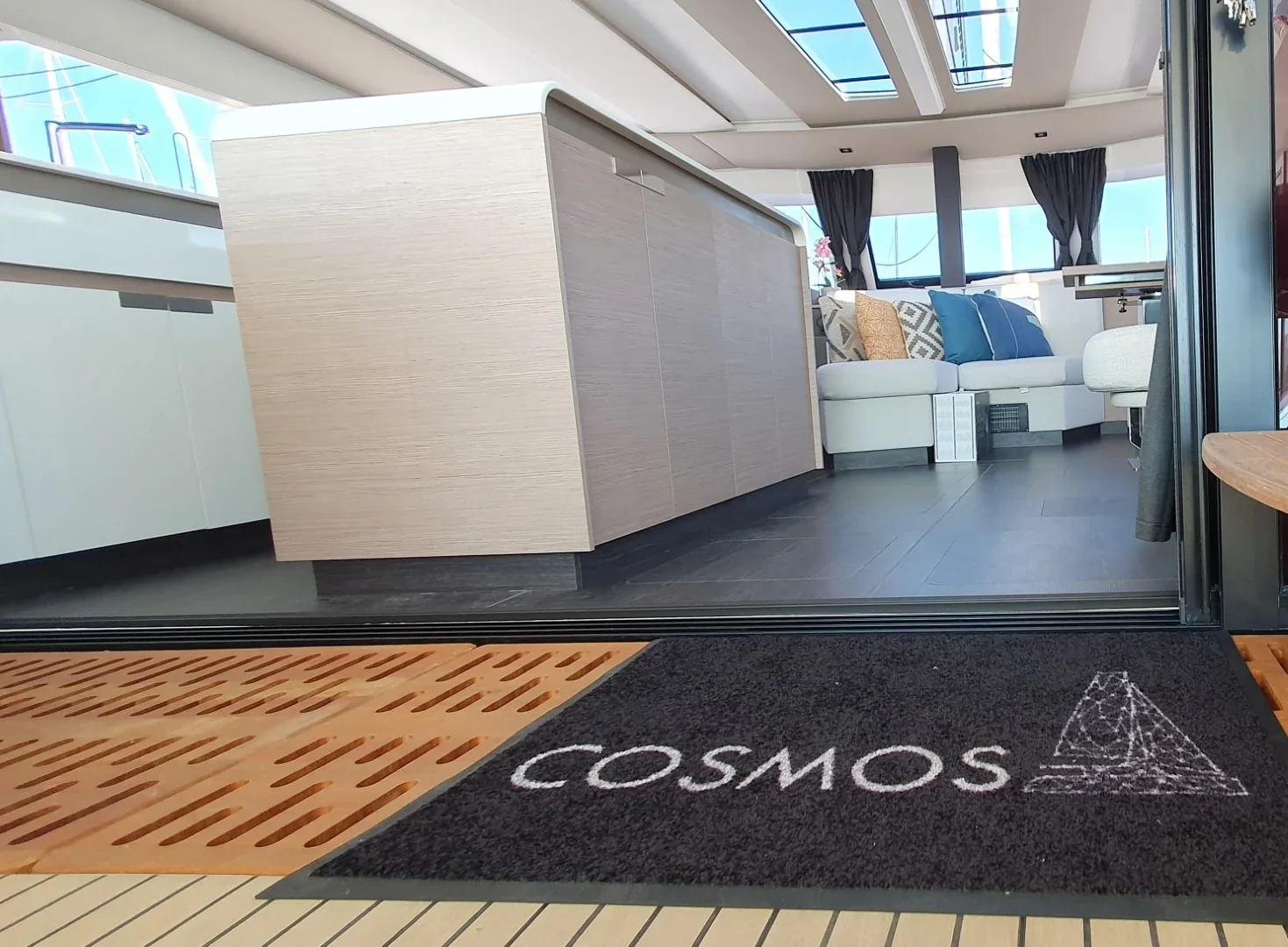Yacht FOUNTAINE PAJOT Aura 51 - Cosmos - Foto 1