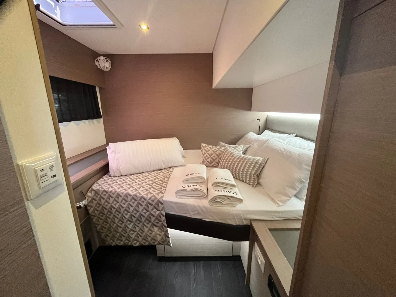 Yacht FOUNTAINE PAJOT Aura 51 - Cosmos - Foto 1