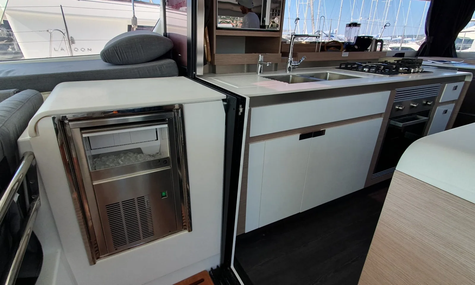 Yacht FOUNTAINE PAJOT Aura 51 - Cosmos - Foto 1