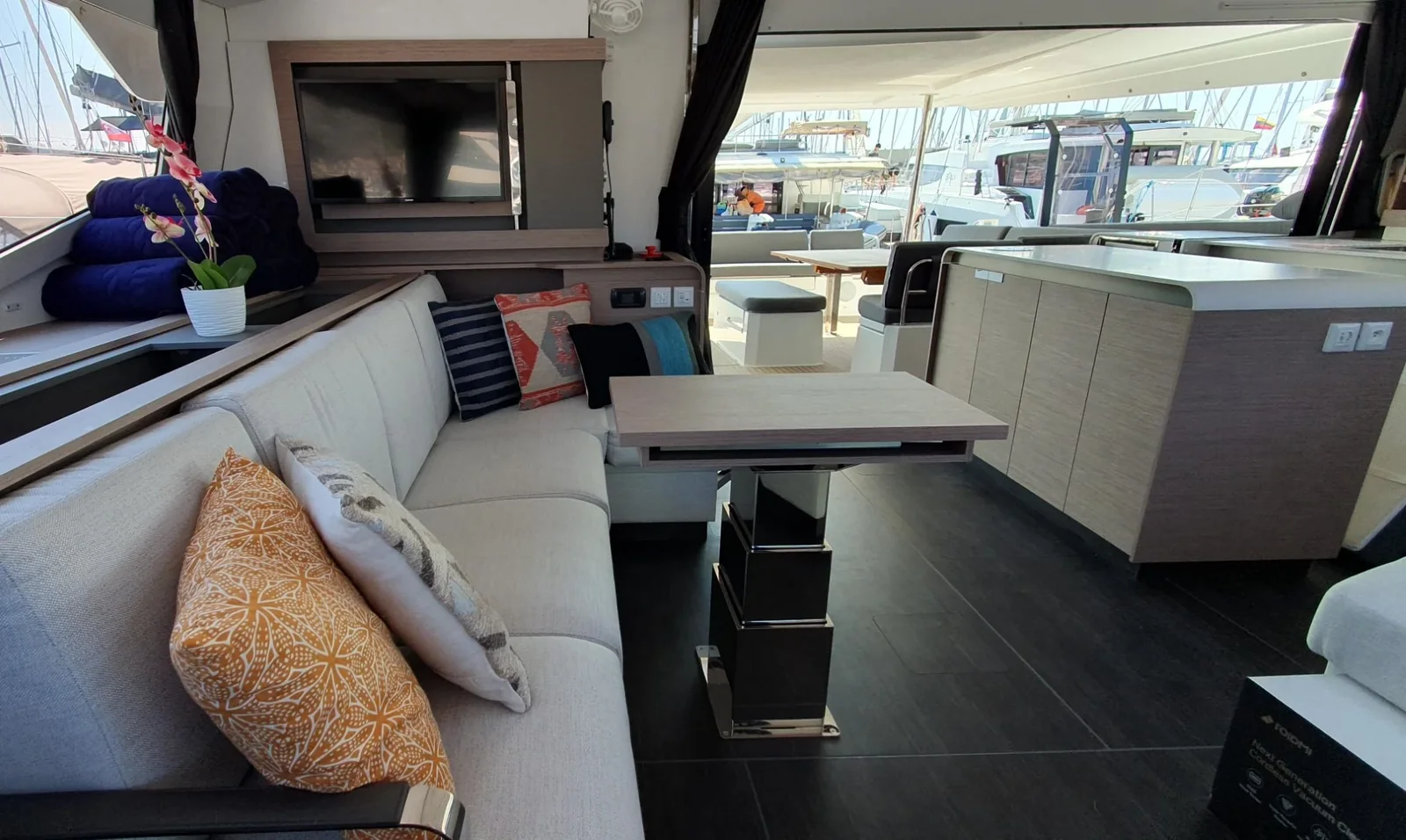 Yacht FOUNTAINE PAJOT Aura 51 - Cosmos - Foto 1