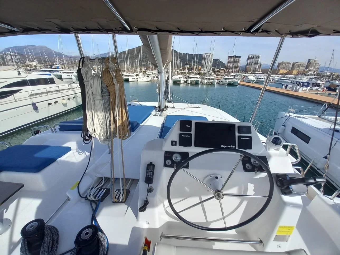 Yacht DUFOUR 48 Catamaran - Niña - Foto 1