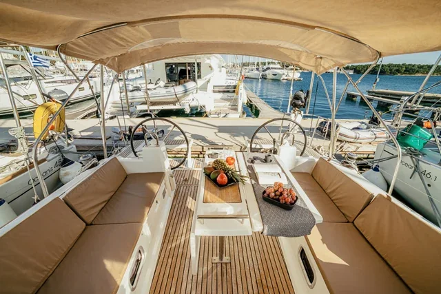 Yacht BENETEAU Oceanis 38 - Happy - Foto 7