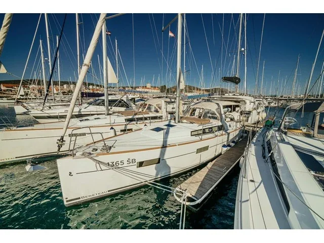 Yacht BENETEAU Oceanis 38 - Happy - Foto 10