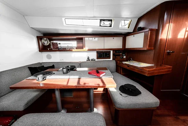 Yacht BENETEAU Oceanis 45 - Theia - Foto 1