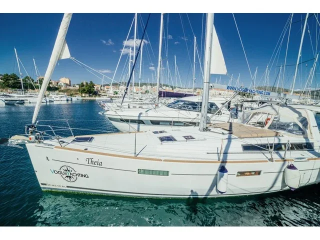 Yacht BENETEAU Oceanis 45 - Theia - Foto 4