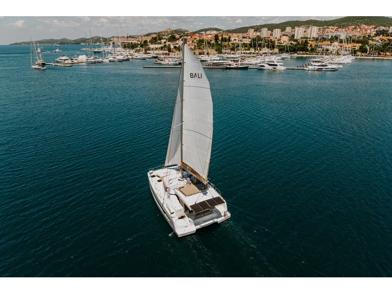 Yacht CATANA Bali Catspace - Nor - Foto 1