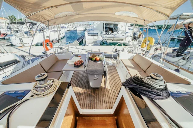 Yacht BENETEAU Oceanis 45 - Diana - Foto 1