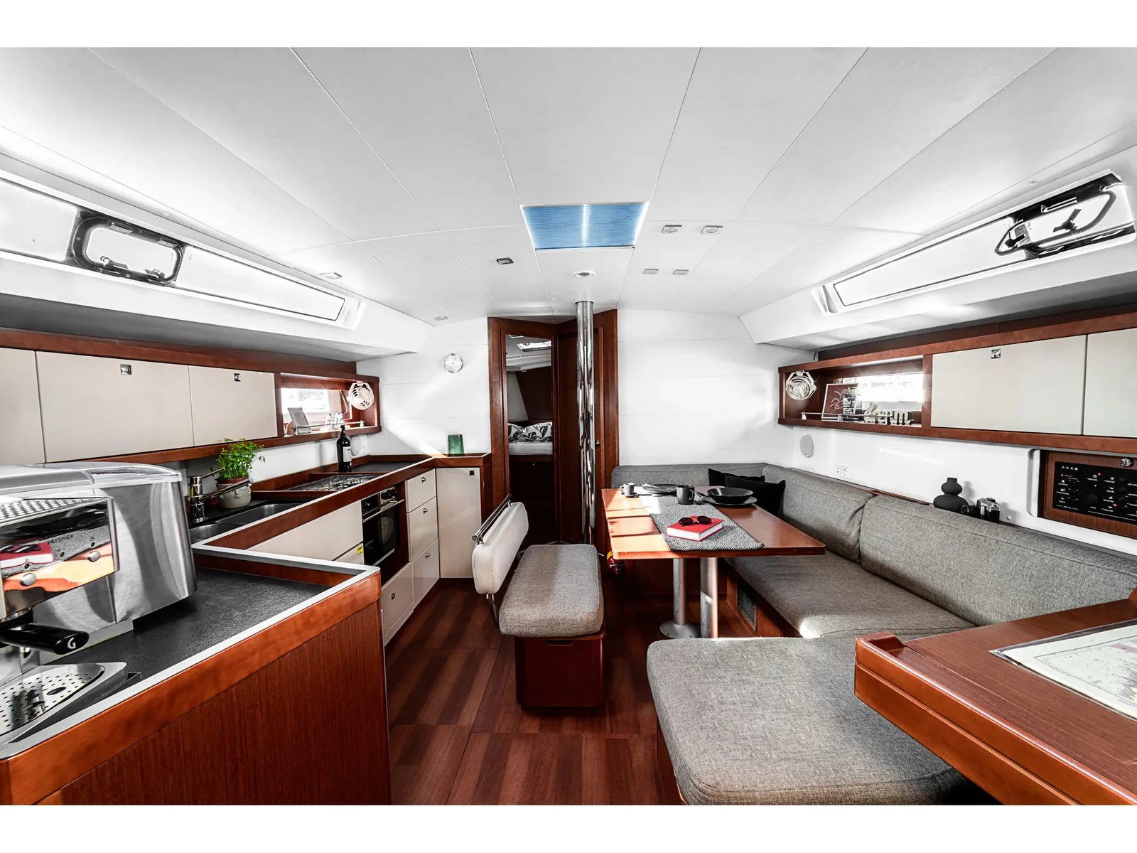 Yacht BENETEAU Oceanis 45 - Diana - Foto 1