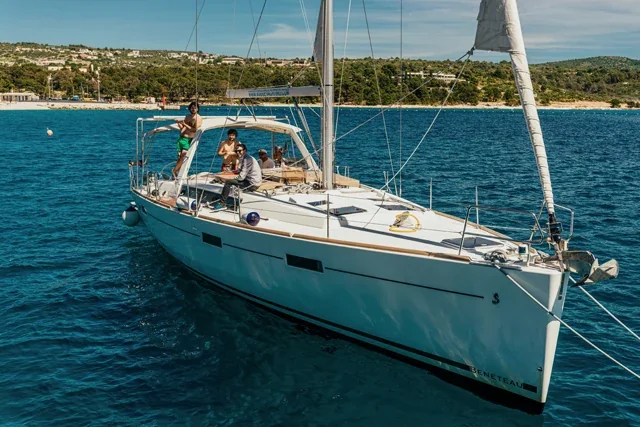 Yacht BENETEAU Oceanis 45 - Diana - Foto 1