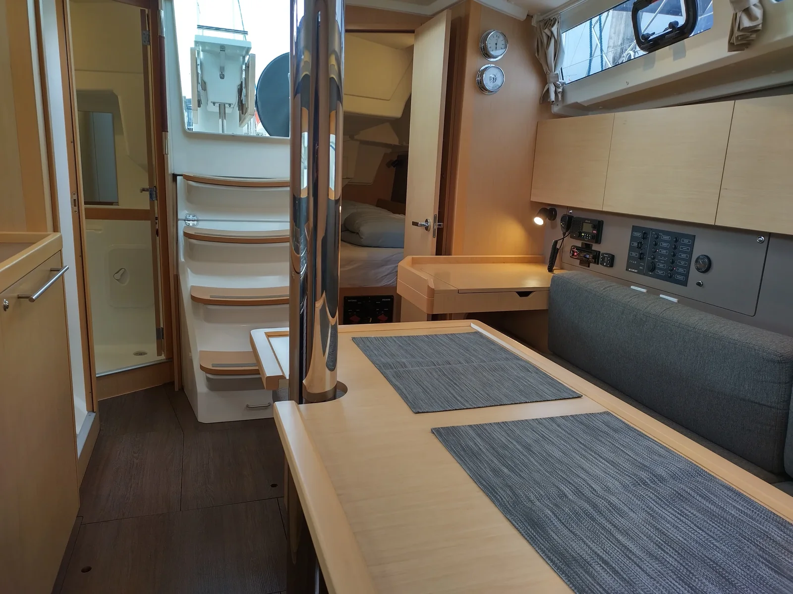Yacht BENETEAU Oceanis 35 - Zomer - Foto 1