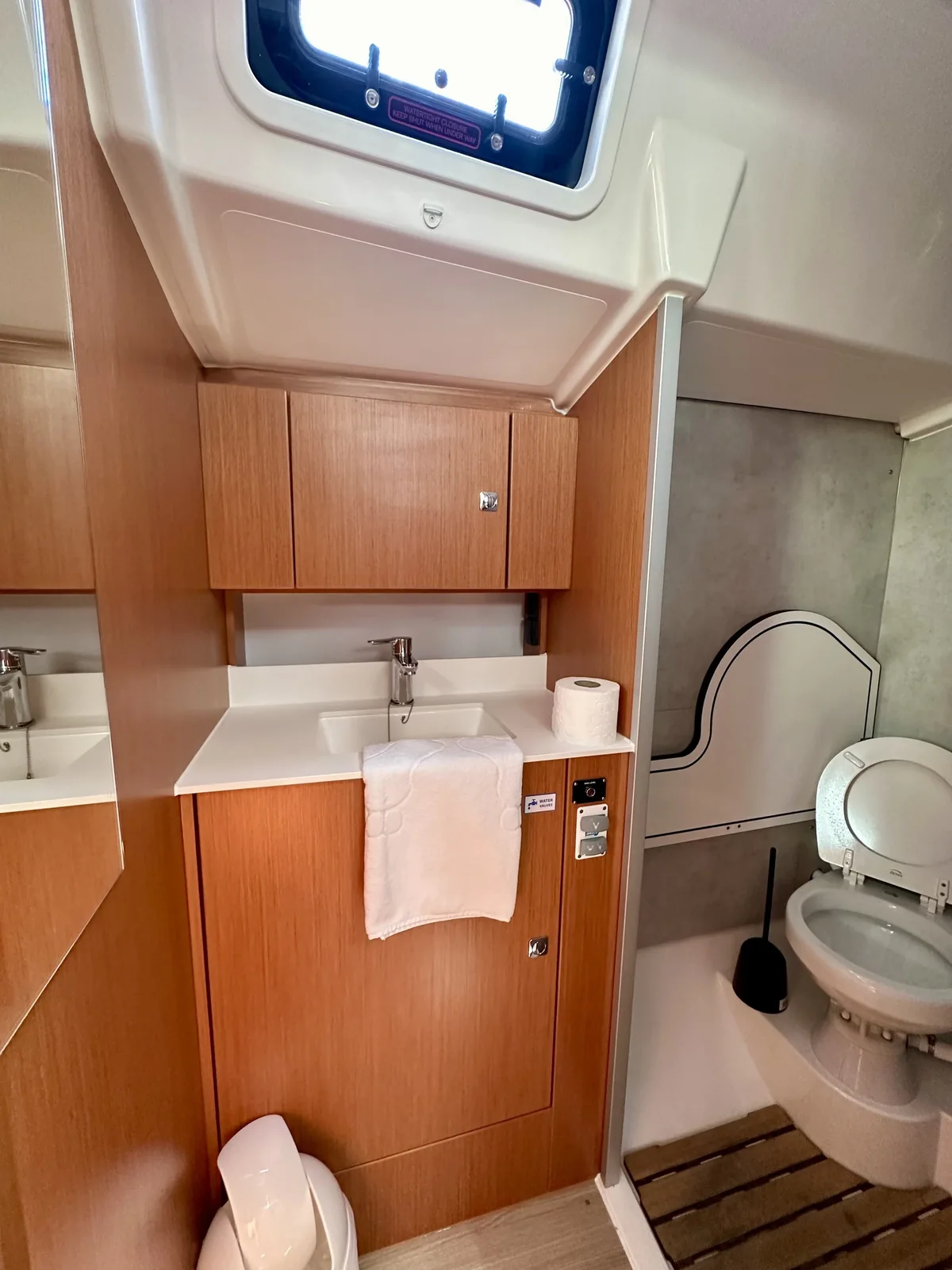 Yacht BAVARIA C38 - Surf Point - Foto 1