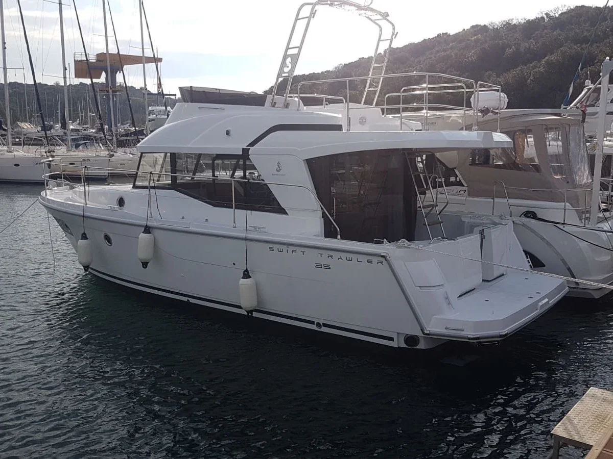 Yacht BENETEAU Swift Trawler 35 - Fritz - Foto 1
