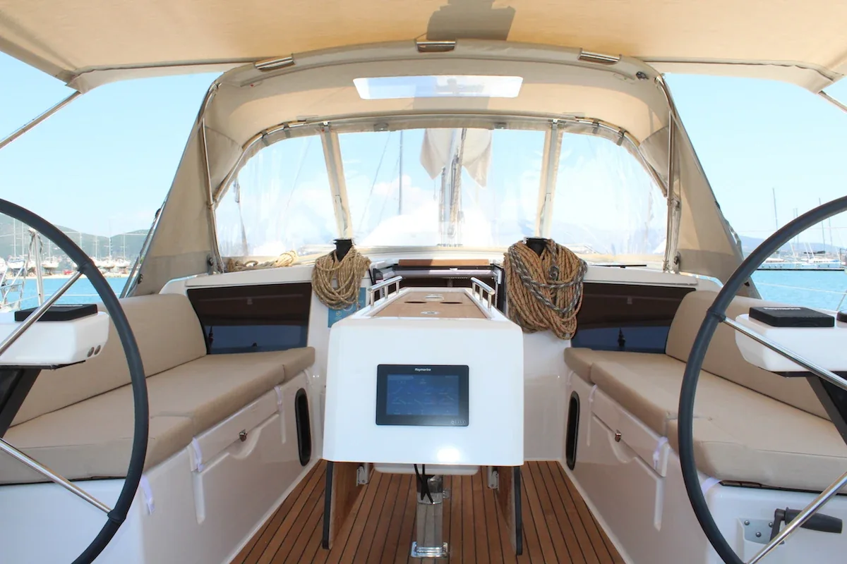 Yacht DUFOUR 390 Grand Large - Why Not 16 - Foto 1